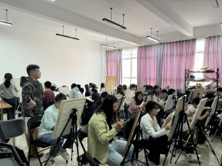 1728658687384015496.png image.png